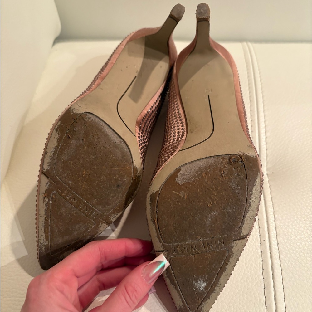 Nine West Pink Heels Classic Pointed Toe - Picture 5 of 7